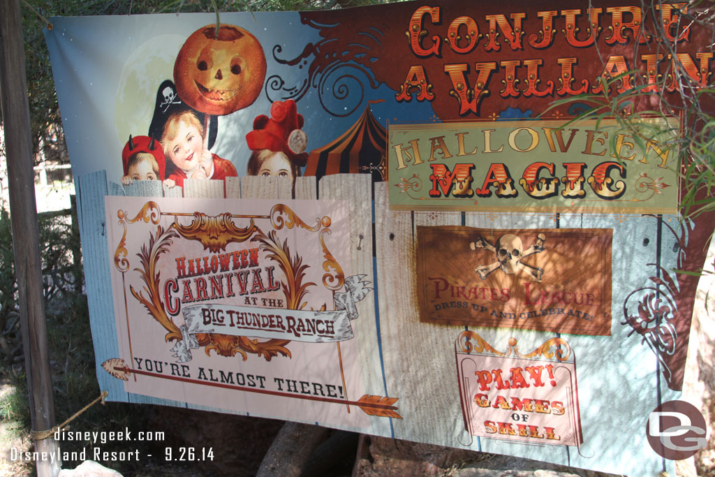 The sign along the Big Thunder Trail has been updated/replaced. No more Haunted Hillbillies and now the Magic show is listed.