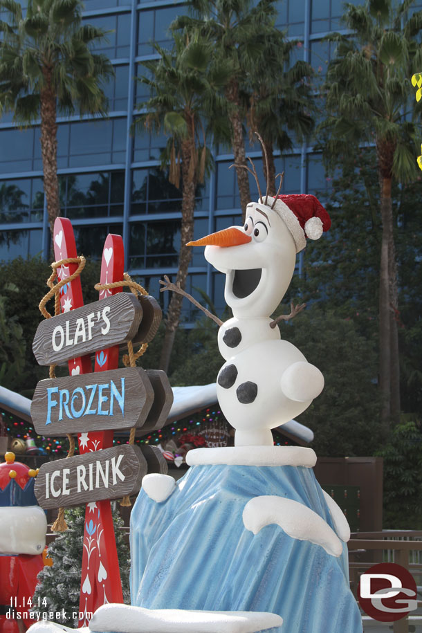 Passed Olaf and his ice rink on my way back to the parks.