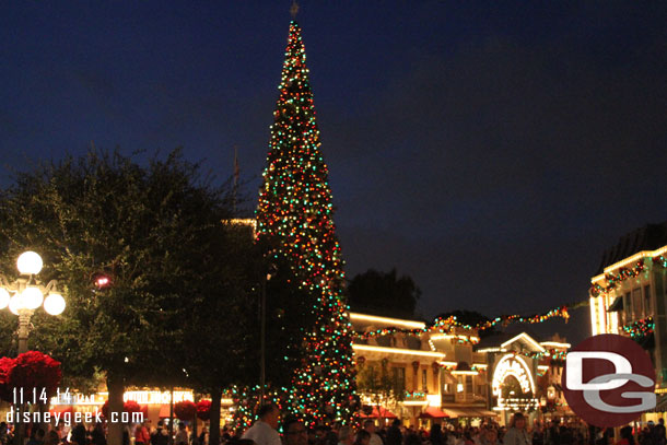 The Christmas tree in Town Square lit up.