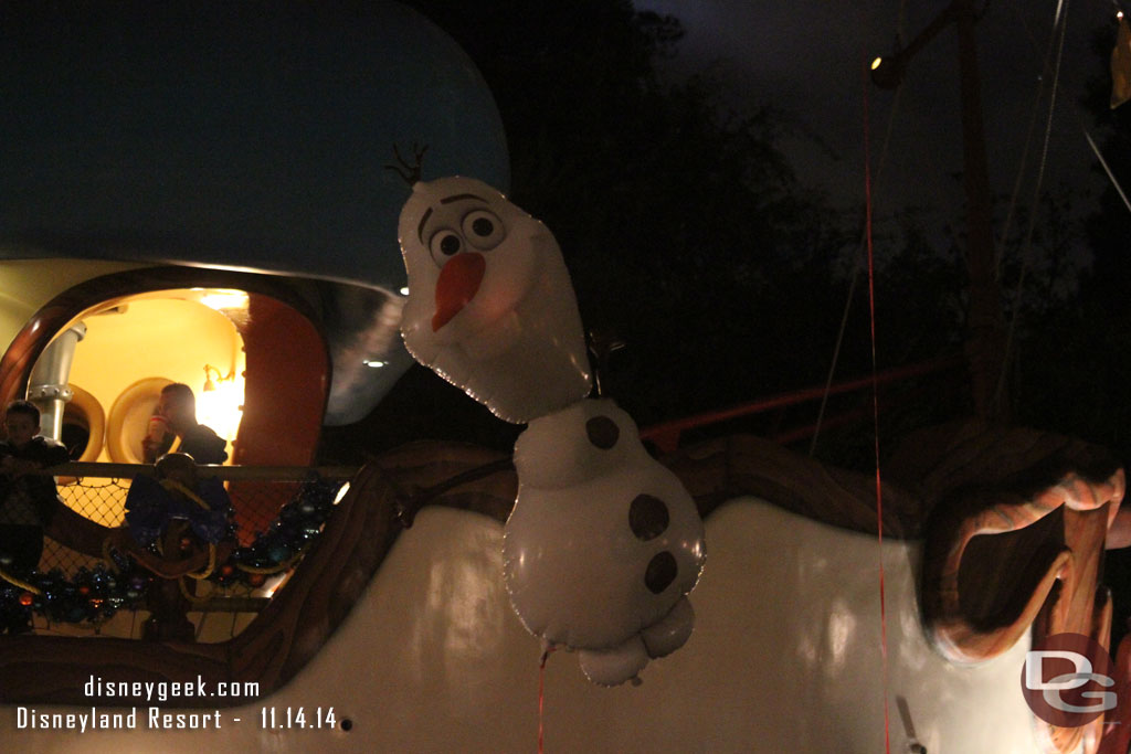 An Olaf Balloon