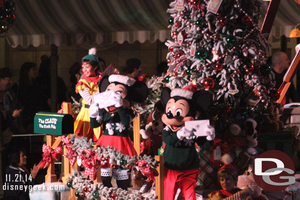 Mickey and Minnie helping with the mail.