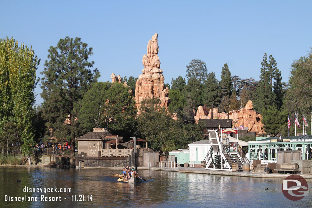 The canoes were in operation today.  Given the time of year and light crowd that was surprising.