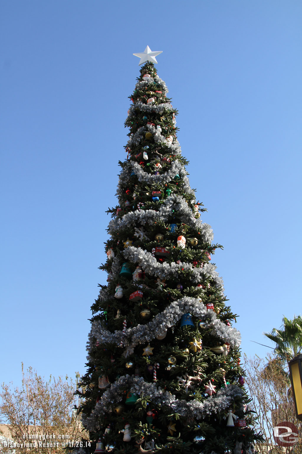 The Christmas Tree in Carthay Circle