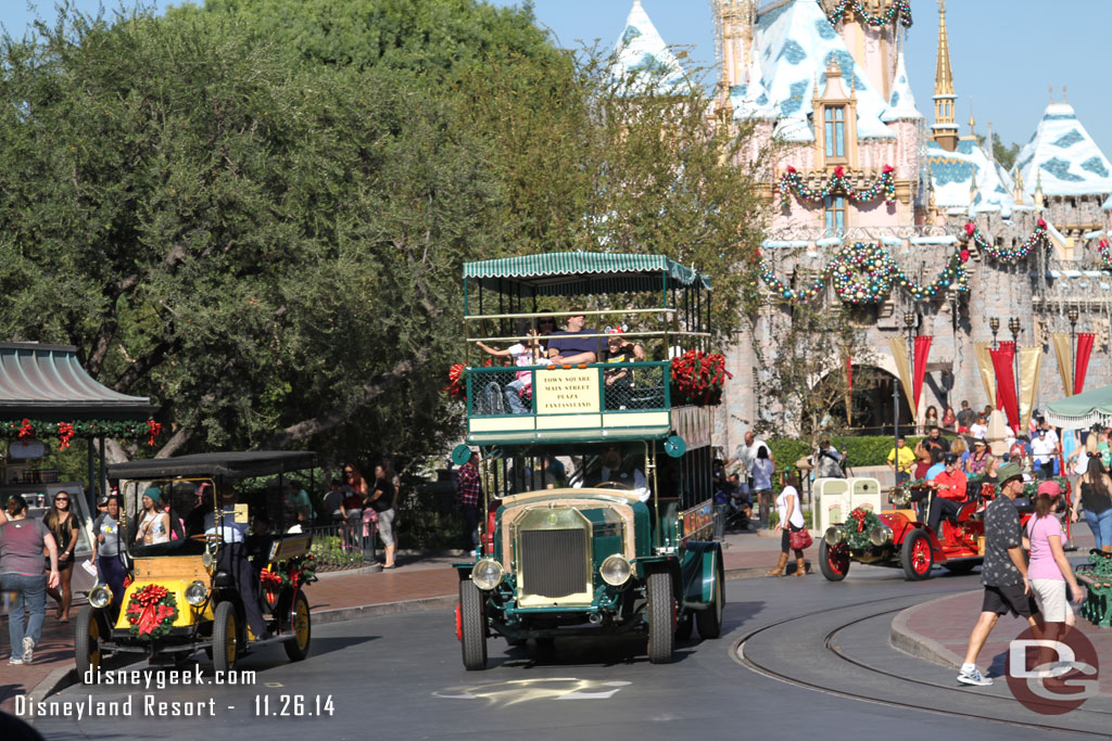 Main Street transportation rounding the hub.