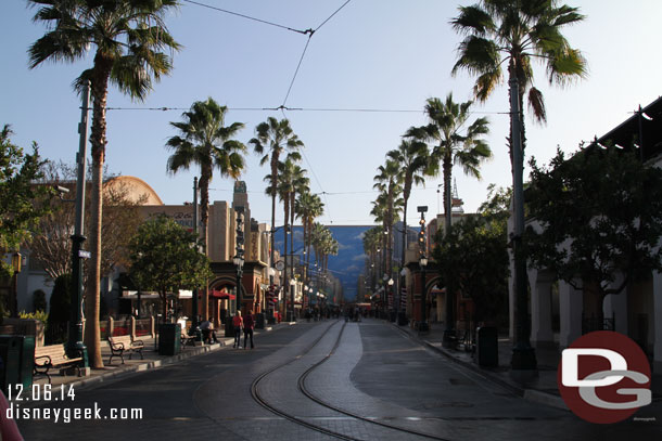 A quiet Hollywood Blvd