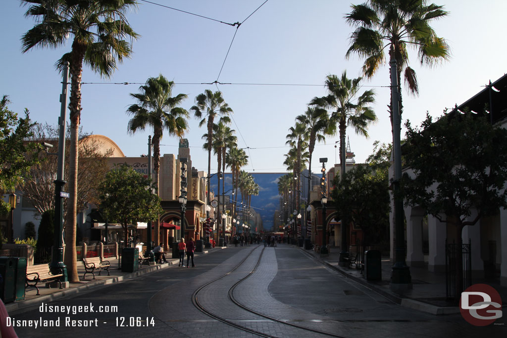 A quiet Hollywood Blvd