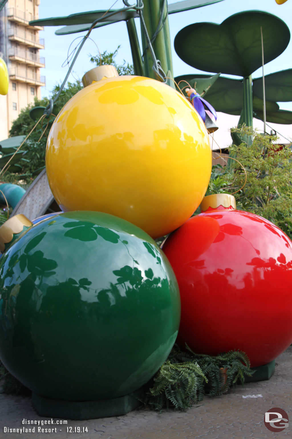 Christmas ornaments in Fliks Fun Faire