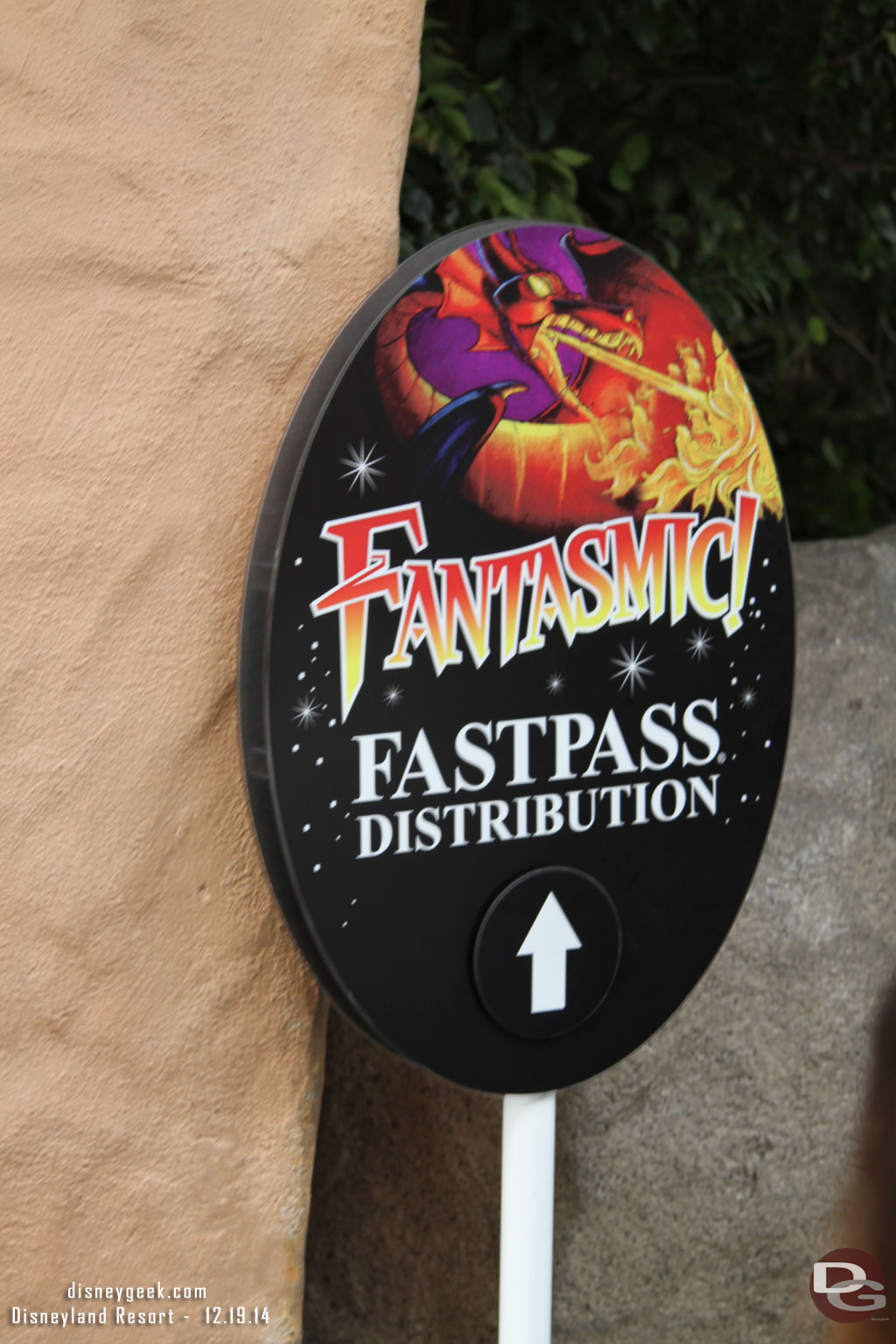 Fantasmic FastPass distribution is on the Big Thunder Trail, more on this in a page or two.