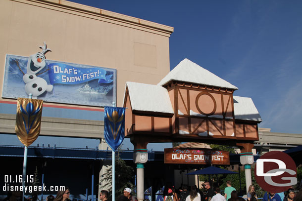 Another sign for the Snow Fest this weekend (the front one with the building on it.