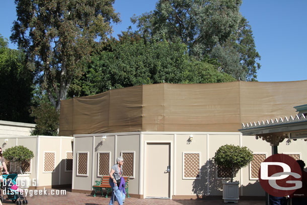 No real visible progress on the stroller/kennel building refurbishment.