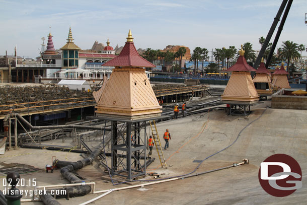 I had some time so a look at Paradise Bay.  The supports for the projector housings have been repainted/sealed.