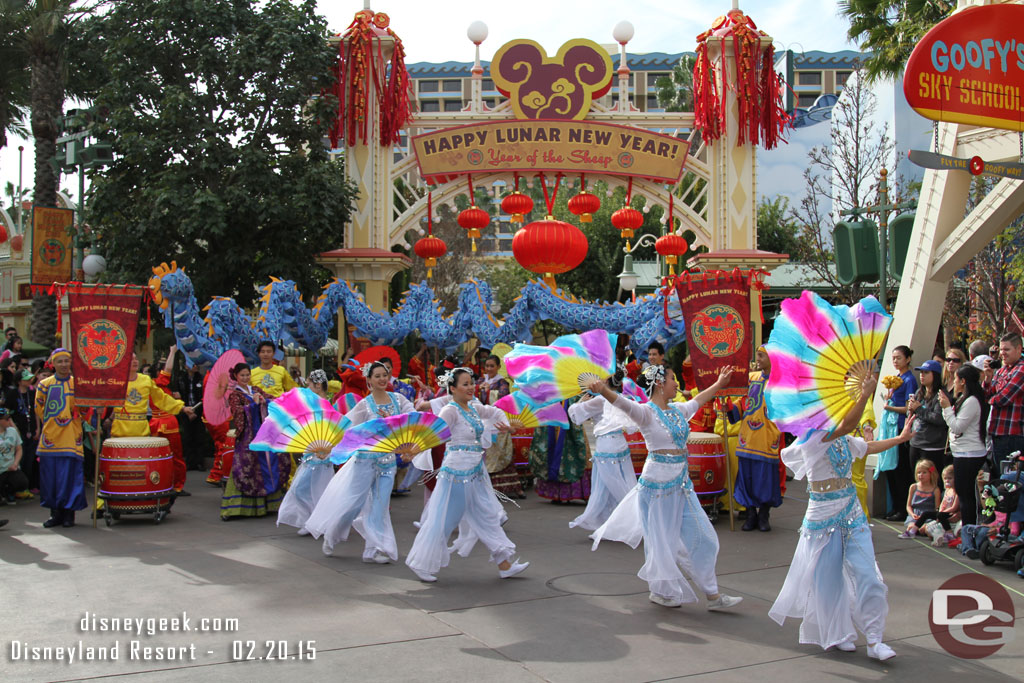 A fan dance