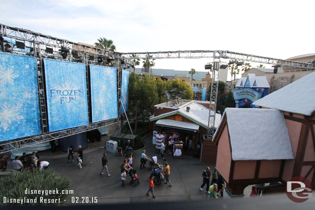 Passing over the Frozen Fun area of Hollywood Land