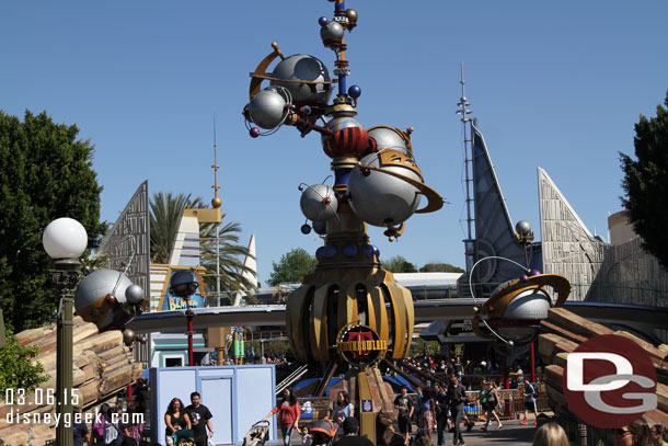 Some work going on at the Tomorrowland entrance.  A small area walled off.  Maybe drainage work?  I do not remember anything else in that area.  It is the middle of the walkway (you can actually walk on either side of the box.