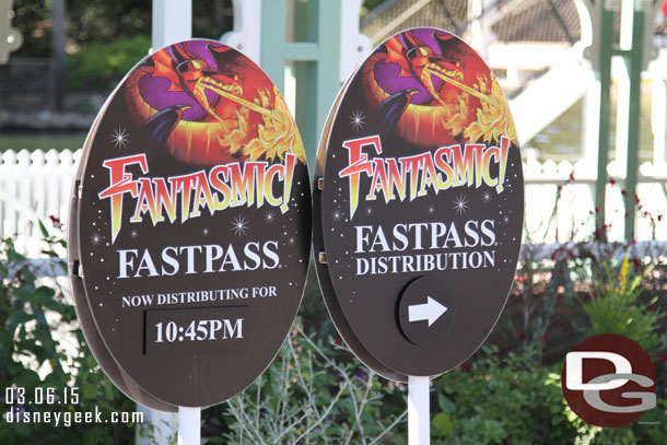 I was too late to get a FastPass for the 1st show and knew I was not staying until 10:45pm.. so no Fantasmic for me (I really am not a fan of this new system).