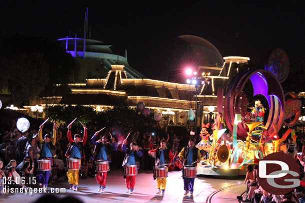 Mickeys Soundsational Parade making its way through the Hub.