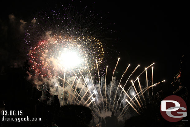 I wrapped up my evening back at Disneyland with Fantasy in the Sky Fireworks from Main Street.