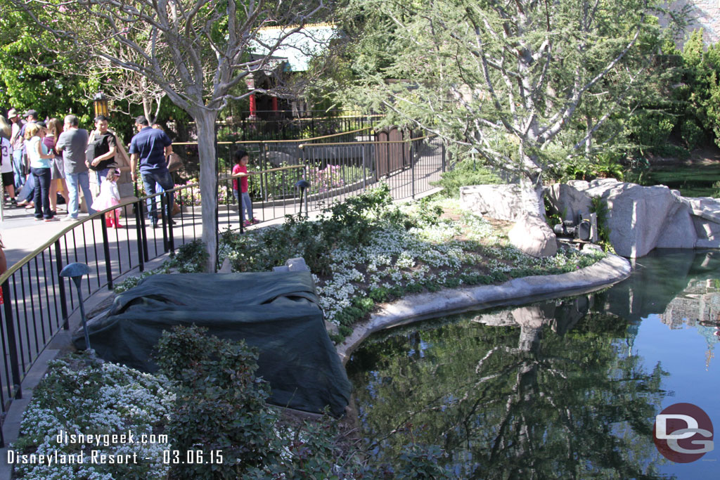 The light/projector housings around the castle have been removed.