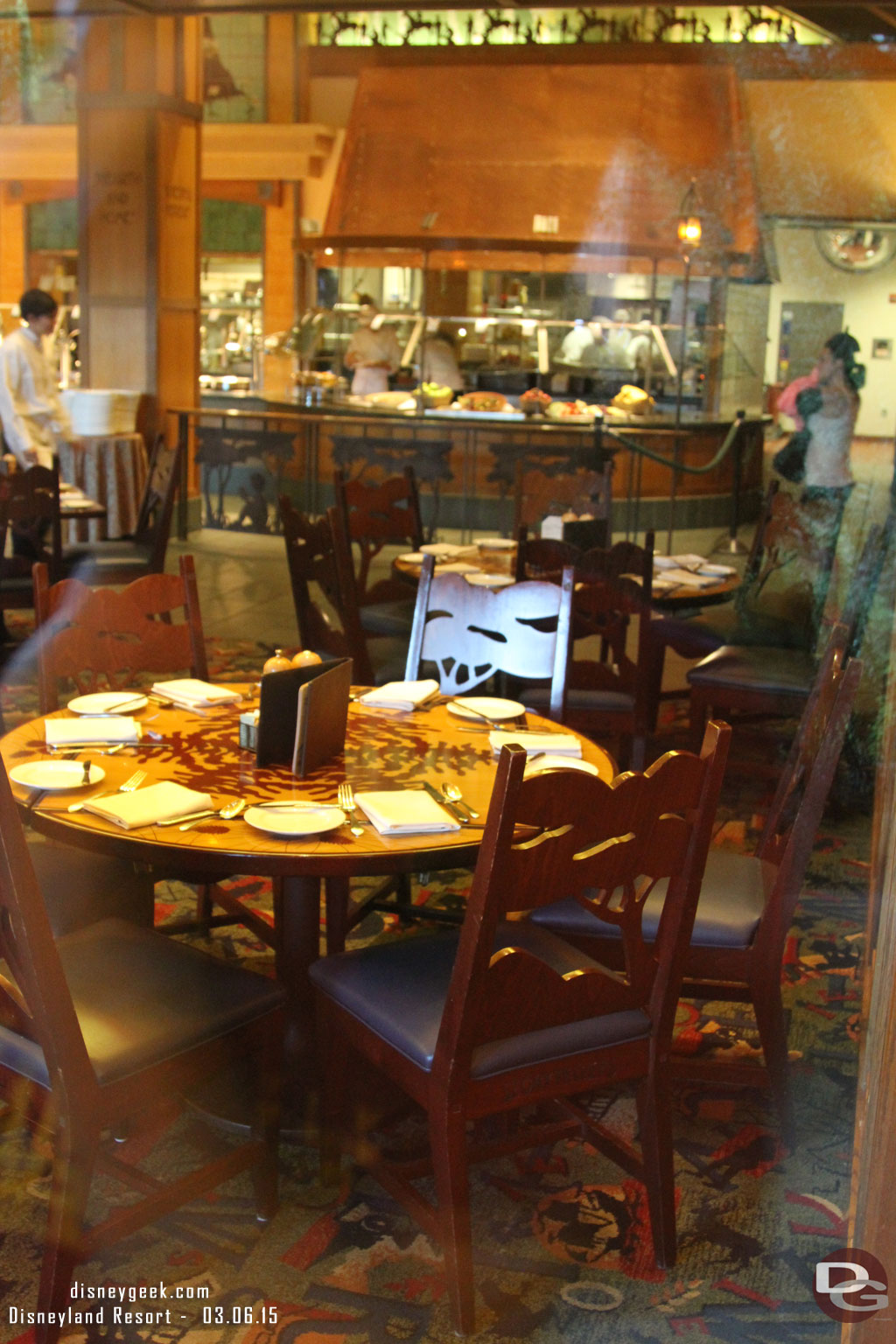 Storytellers Cafe at the Grand Californian has reopened since my last trip.  Looking through the windows no major changes jumped out to me.