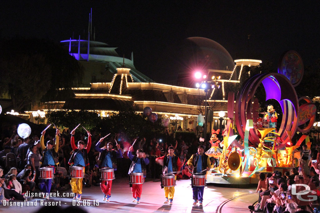 Mickeys Soundsational Parade making its way through the Hub.