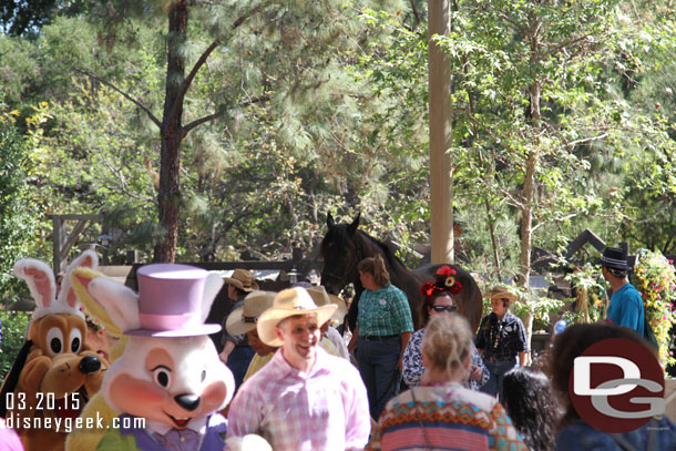 Thought the timing was great that a horse was being led backstage at the same time they were coming out for the Bunny hop