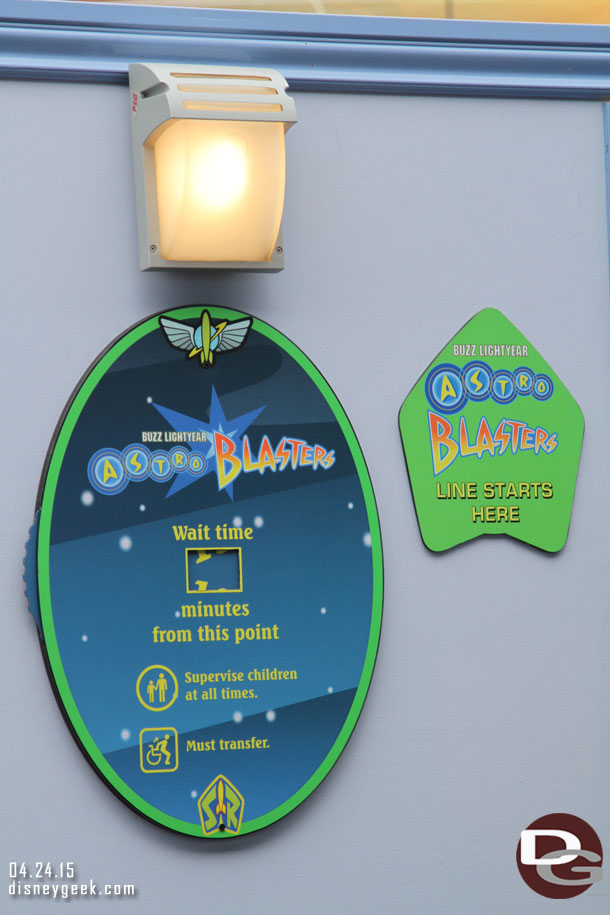 A temporary wait time sign on the wall.  The attraction was just reopening when I walked by.