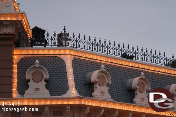 On Main Street plenty of snow machines are visible.  So looks like year round snow is coming for the new offerings.