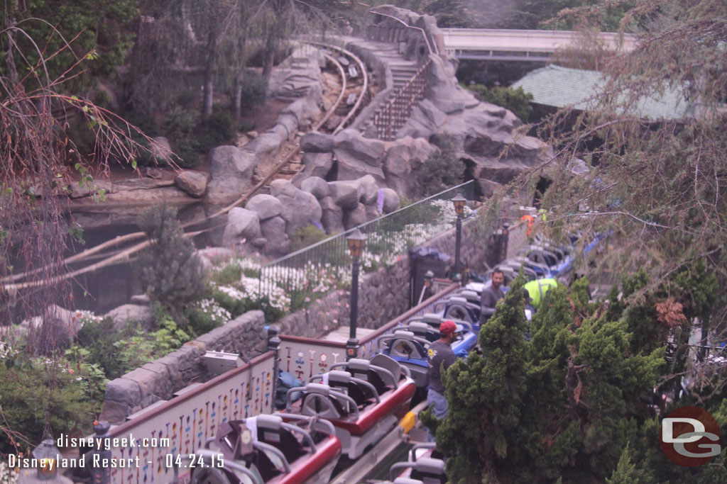 A crew working in the Matterhorn load/unload area.