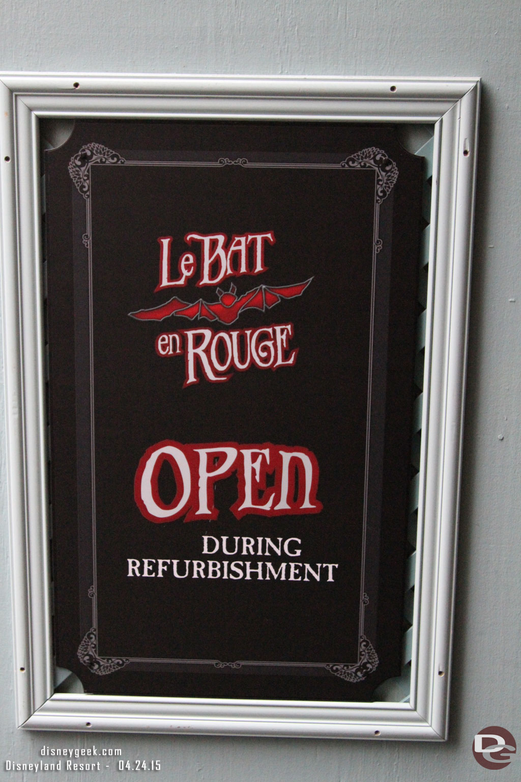 The facade for Le Bat en Rouge is being worked on, but the store is open.