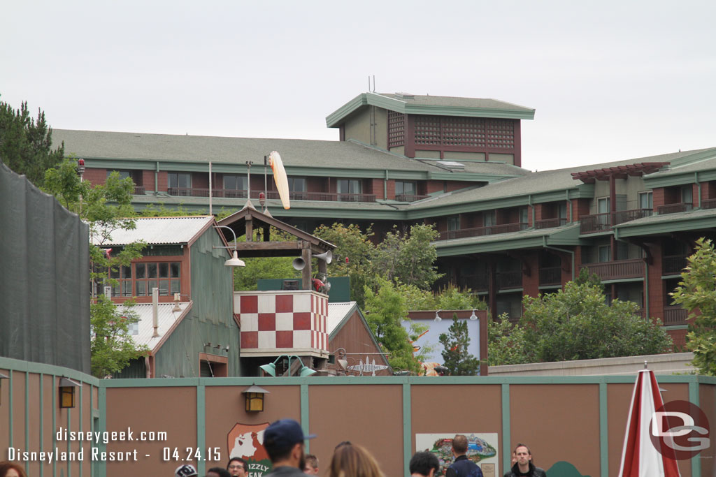 Signage has returned to the Fly n Buy and Restrooms