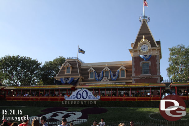 A new 60th sign above the floral Mickey (which I never could get a clear shot of the new addition.. I did not make it onto the Monorail this trip)