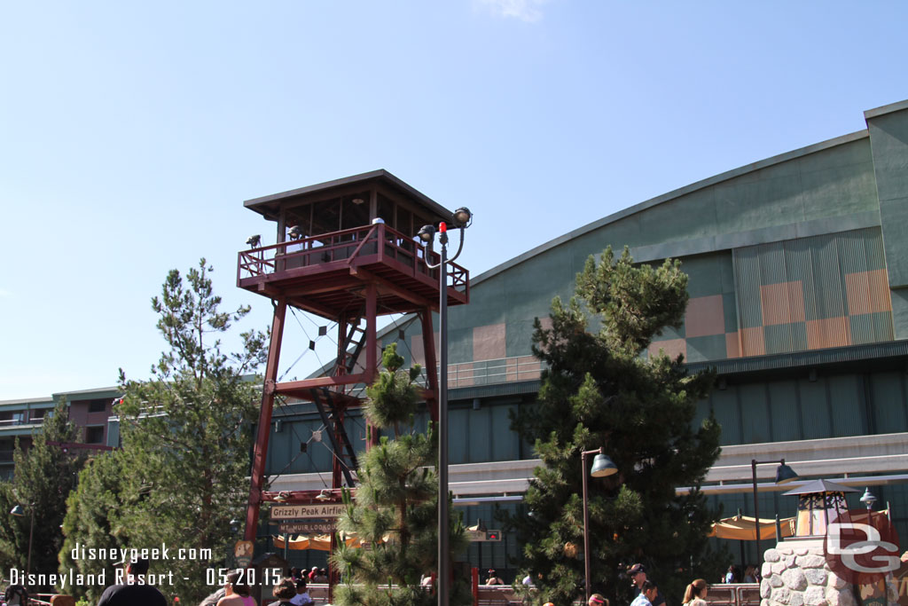 A look around the Mt. Muir Lookout tower