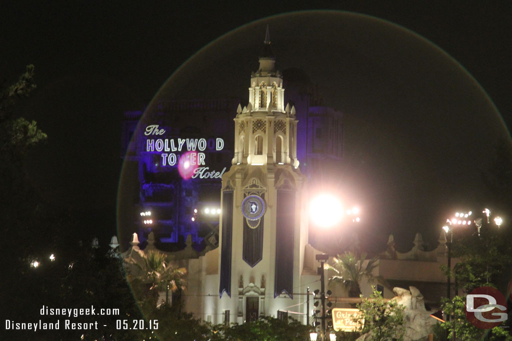 Thought the lens flare around the Carthay was interesting.