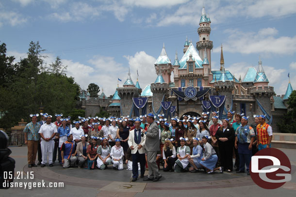 The cast assembled for a group shot after the event.