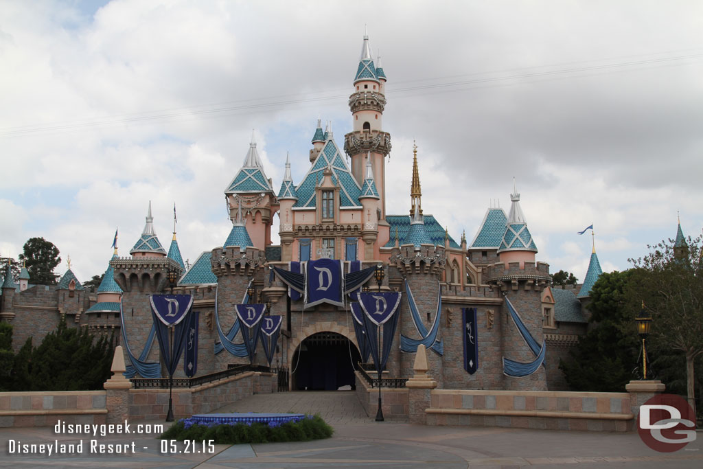 I headed for the hub next for a ceremony to unveil the last element of the decorations on Sleeping Beauty Castle and a cast recognition event.