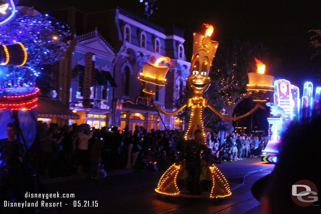 These characters were unique to Anaheim too.  There was Tigger, Genie, and Lumiere