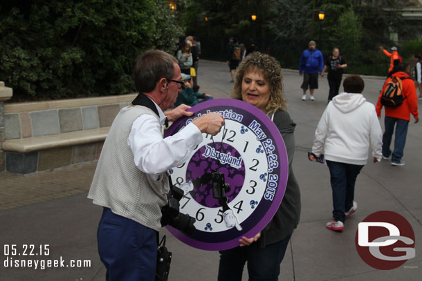 Throughout the park there were large, and in this case smaller, photo ops set up so you can mark the time.