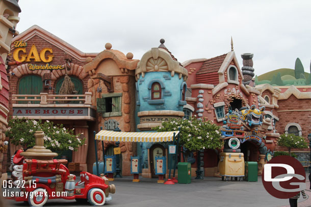 Toontown was quiet.  Car Toon Spin was posted at 15 min.