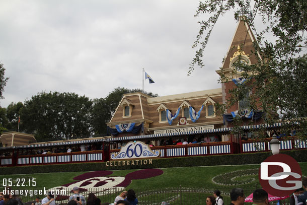 No problems getting into Disneyland.. this was before they closed the park for a good portion of the day.