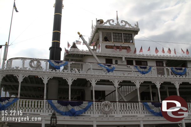 Decided since I had been 11 hours since I entered the park it was time for my first attraction.  The Mark Twain at 4:30pm