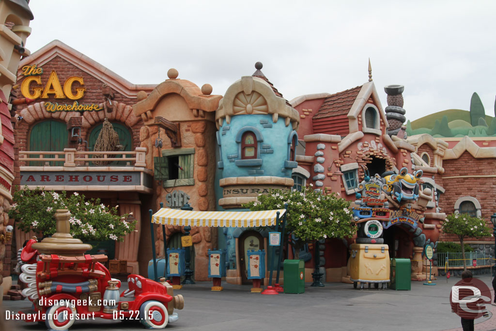 Toontown was quiet.  Car Toon Spin was posted at 15 min.