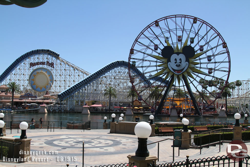 With no shade and nothing going on the park area was fairly empty though.  They did not have the umbrellas out this afternoon.