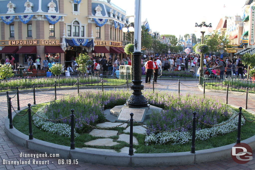 A quiet moment in Town Square.  They way the area was blocked off no guests were near the flag pole.