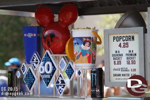 Popcorn container choices...