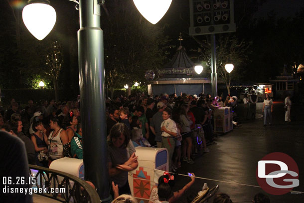 Guests were being held before the main courtyard this evening.