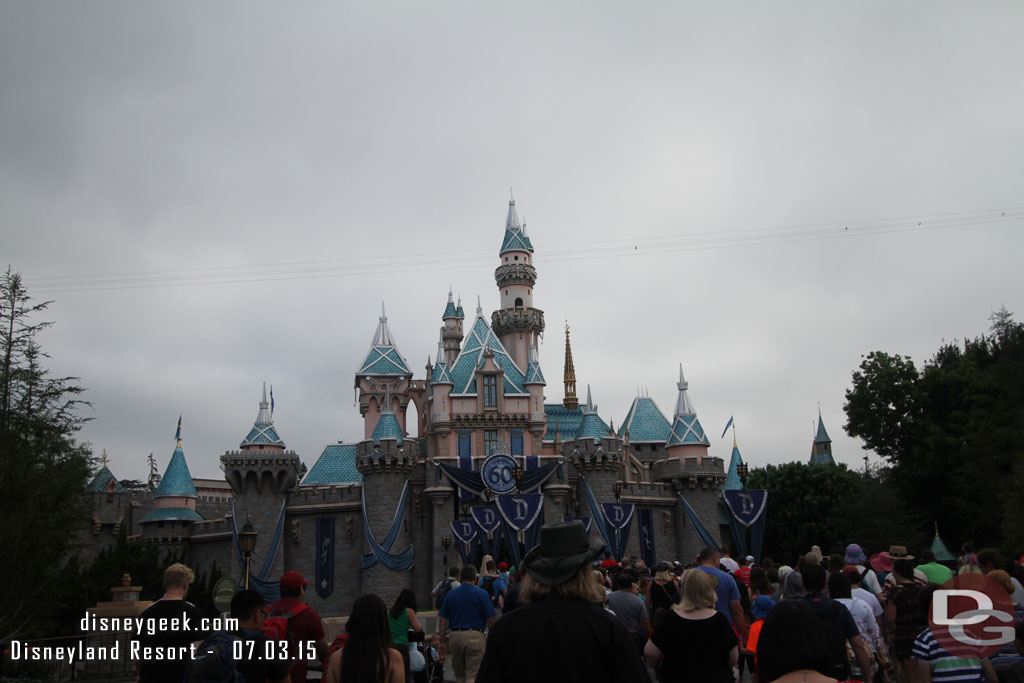 As soon as the ropes were dropped a large mass of guests moved quickly to Fantasyland.