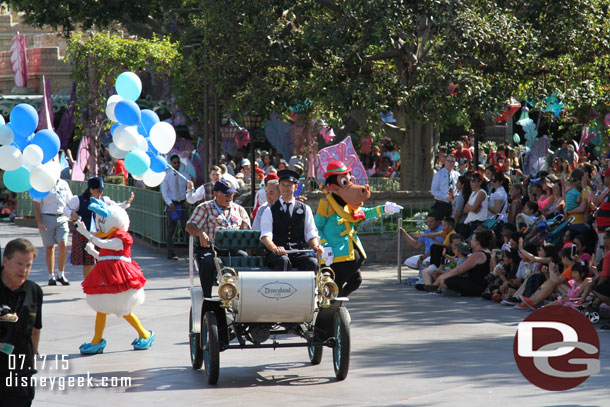 Ron Diminquez and Bob Penfield are in the car.