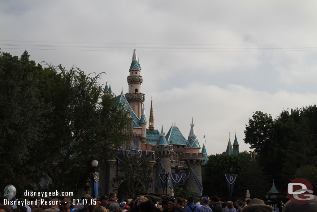 I decided to find a spot for the ceremony.  Ended up on the west side across from the Frontierland entrance.