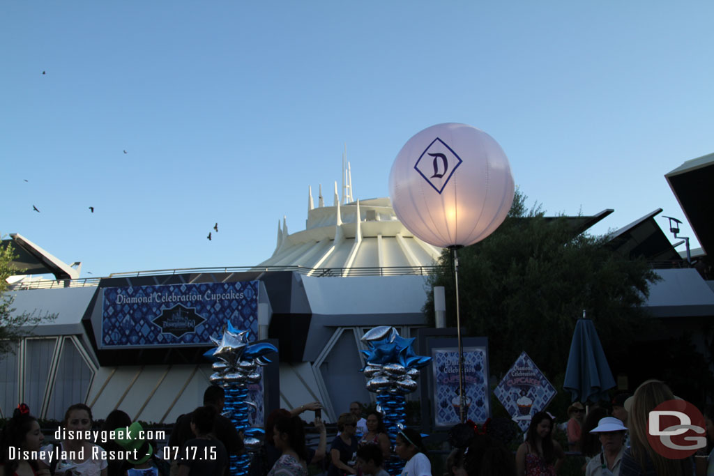 In Tomorrowland cupcake distribution was still going with plenty available.