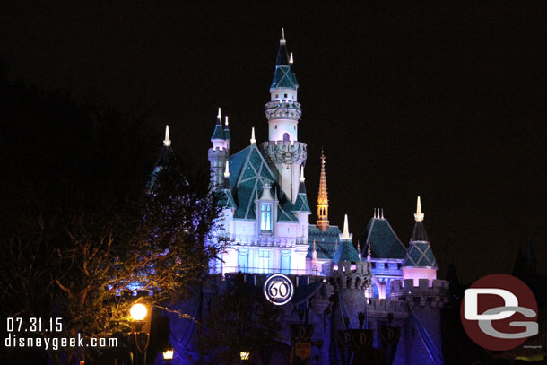 Continuing my experimentation with viewing for Disneyland Forever this week I opted to find a spot on the West side.  Just short of the walkway through the hub.  Here is the view of the castle.. only 50 minutes until show time!